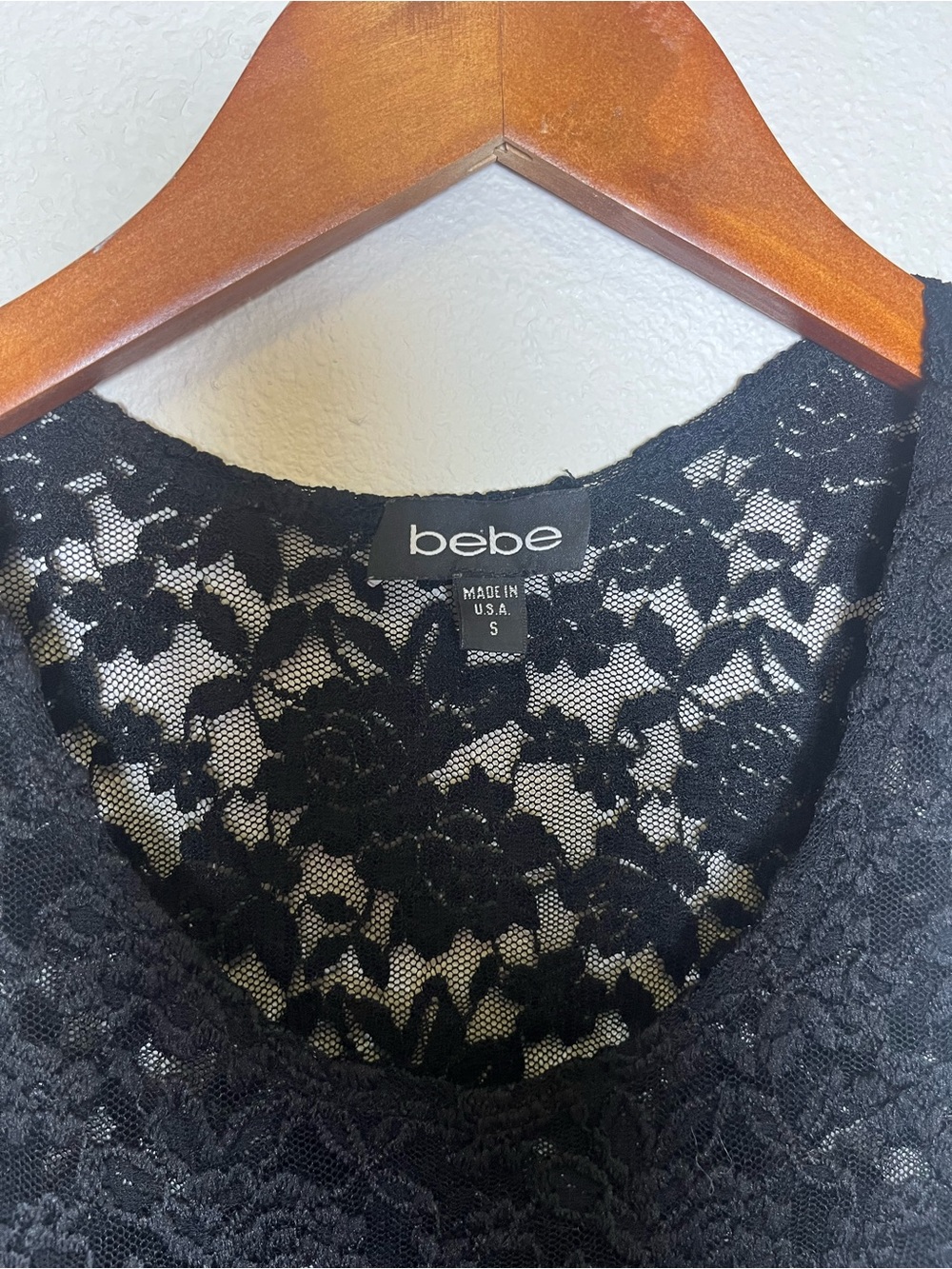 bebe Vintage Y2K Black Lace Tank Top - Sleeveless Feminine Layering Piece - Picture 2 of 3